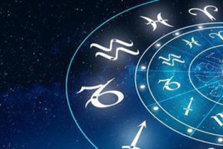 Daily Horoscope vs. Personalized Kundli: What's More Accurate?
